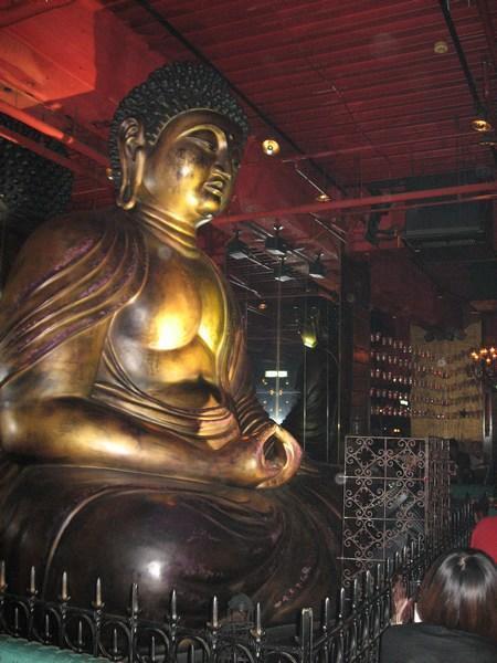 A big nice buddha, in the resto!