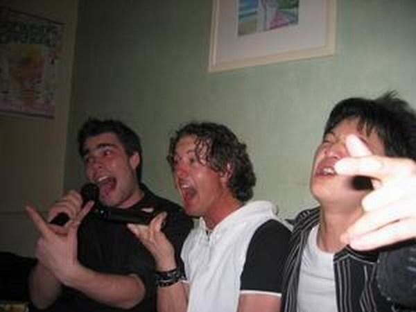 ONe of Seb's picture... one of the karaoke I missed with them!
