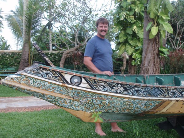 One last expedition  turned up this cool canoe that we found in the spirit house