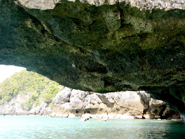 Exploring sea caverns