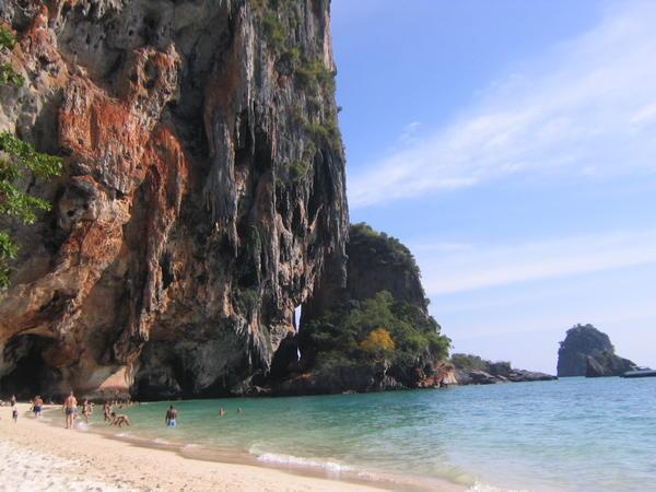 Pranang (Cave Beach)