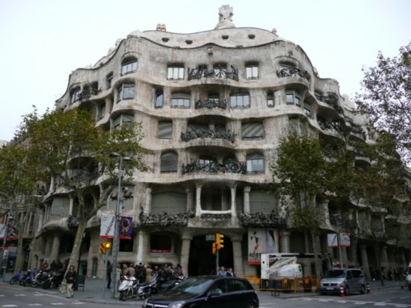Barcelona-Gaudi-2