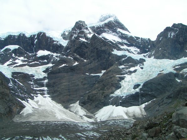 Erg actieve gletsjer in Valle de Frances