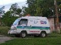 Ambulance, enige auto in Puerto Narino