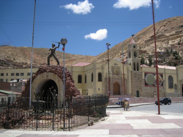 Mijnersmonument Oruro