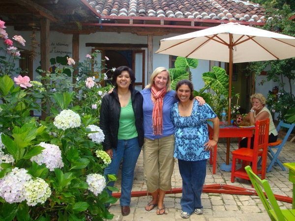 Lynn with our teachers, Gabriella and Minerva