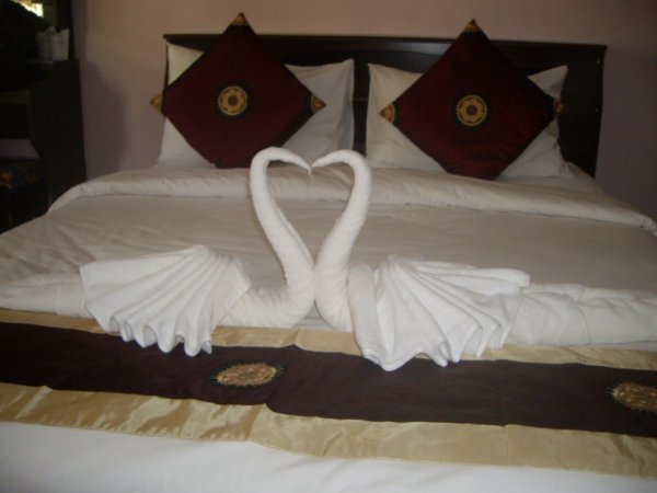 Nice swans in our room in Kao Lak..