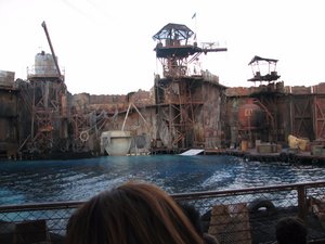 The pirate theme stage show- 1