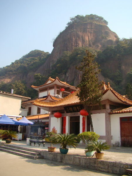 Biechuan Monastery, bedecked for Spring Festival