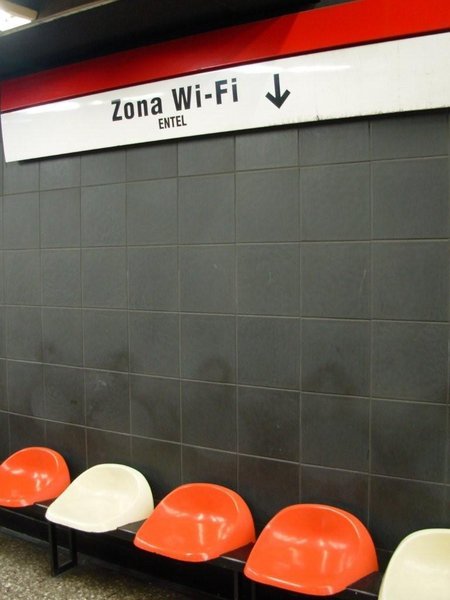 Wi-Fi v metru...proc ne?