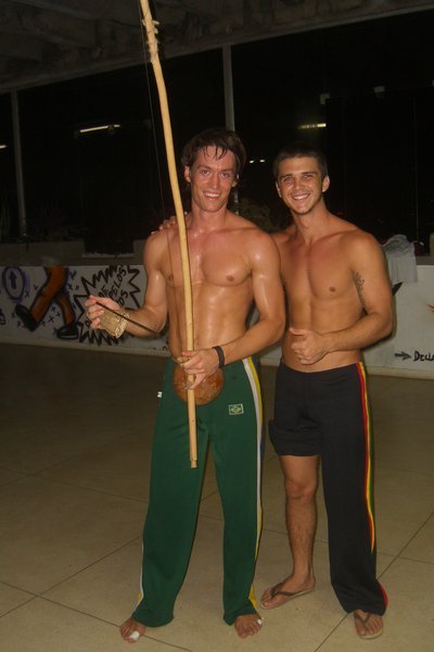 Stefan og Sergio på Capoeira 