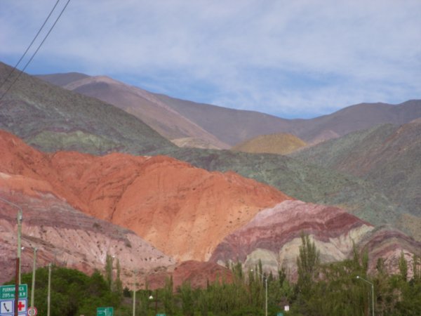 7 colour mountain