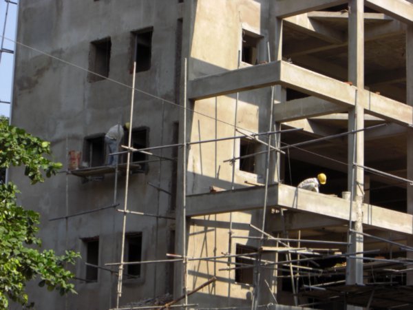 Precarious scaffold