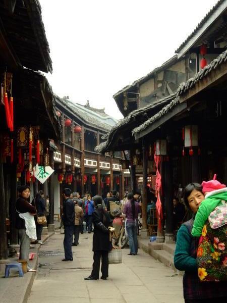 narrow qing dynasty architecture