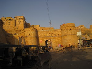 sun rise at the fort