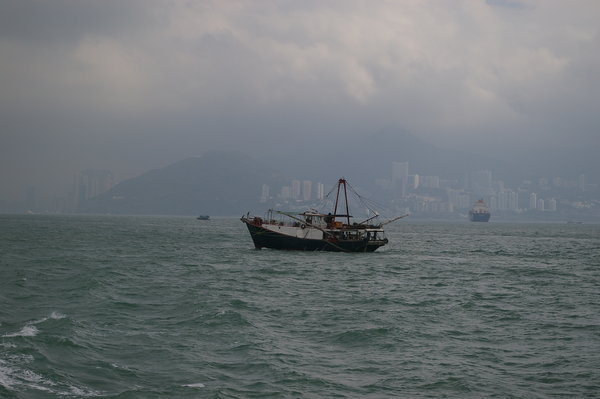 Chalutier en mer de Chine