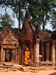 Monk at Bantaey Srei