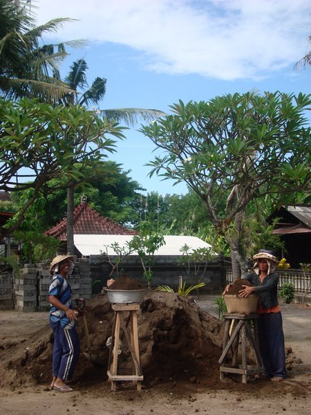 Friendly Balinese Women