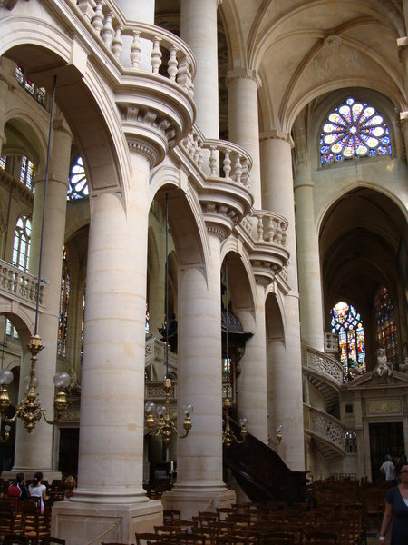 Az Eglise Saint-Etienne du Mont belulrol