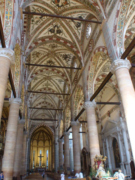 Verona - a Sant'Anastasia templomban