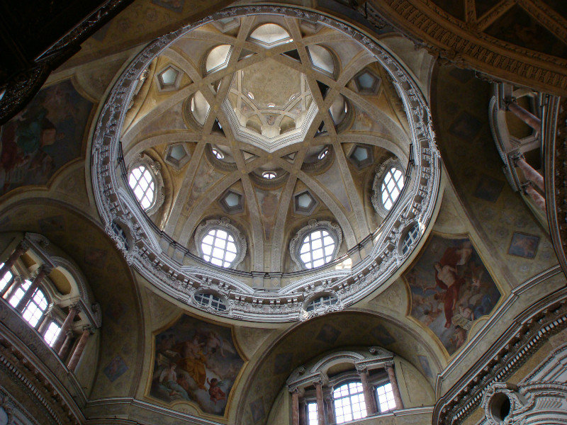 A Real Chiesa di San Lorenzo kupolaja