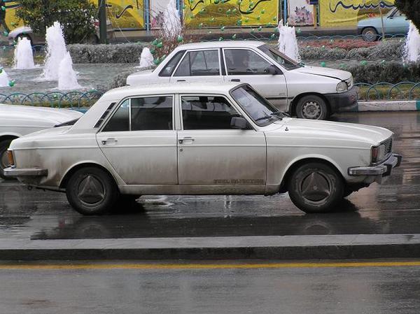 Unofficial shared taxi in Iran