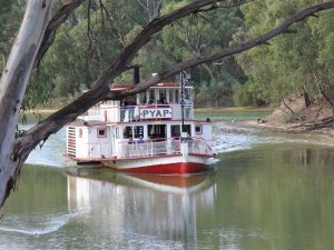 Swan Hill riverboat