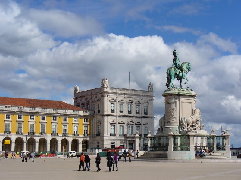 statue of the first prince of Portugal