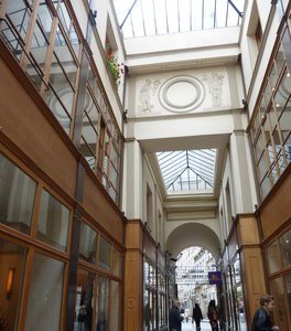 one of the many gallerias in the 2nd arondissment of Paris - Passage du Grand Cerf