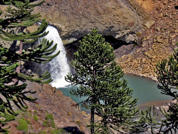 Basalt cascade