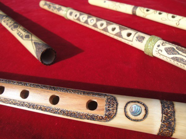 A flute with Paua and Remu inlays