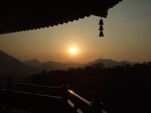 sunset at leifung pagoda