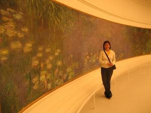 Grace and Monet's Water Lilies