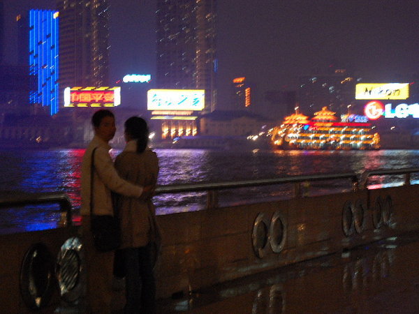 A night on the River Promenade