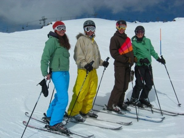 skiing again