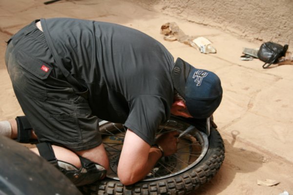 247 Mark Crawls into Tyre IMG 0012