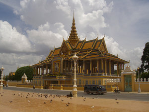The Royal Palace from outside the compound