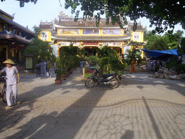 The local temple we walked past one afternoon