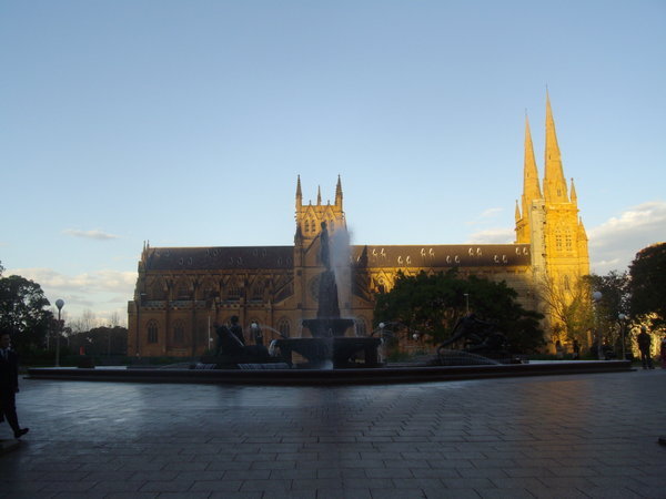 The Archibald Fountain with St. Mary's Cathedral in the background
