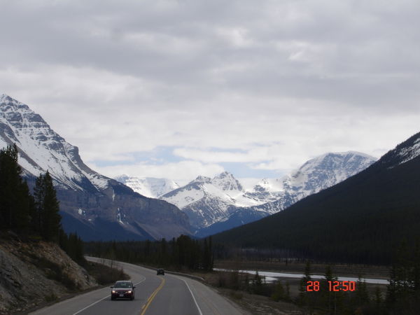 Columbia Icefield Highway