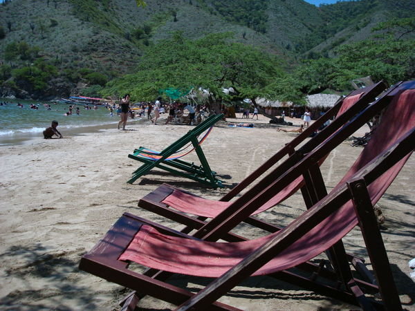 Two Thousand Peso Deckchairs