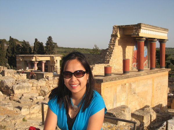 Shelly in Knossos Palace