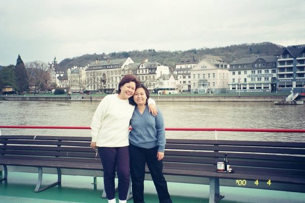 With Sarah Cruising the Rhine