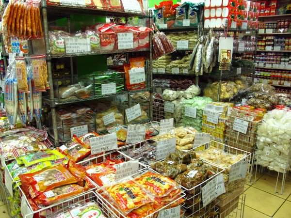 Grocery Along Ongpin Street