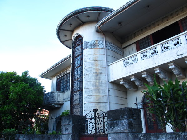 The Enriquez-Gala Mansion
