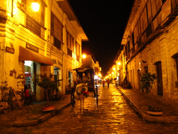 Calle Crisologo By Night