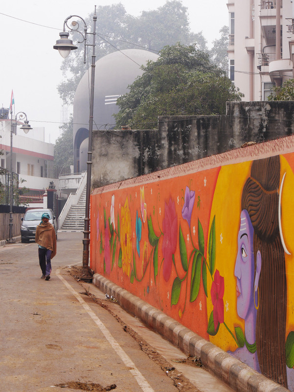 Street graffiti near the Shiva temple
