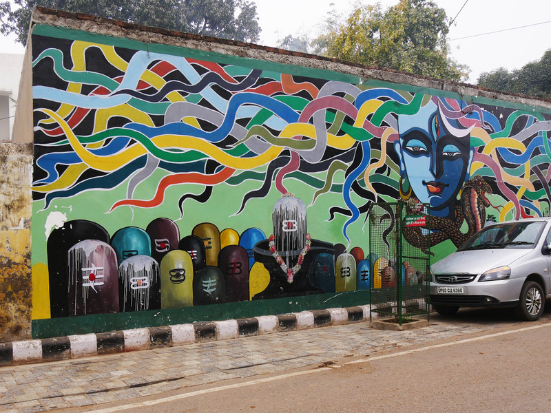 Graffiti art - more lingams