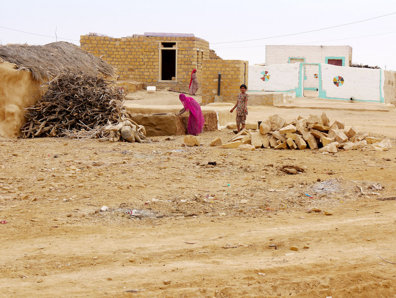 Jaisalmer_Thar Desert Villages_A village scene