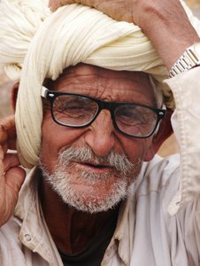 Jaisalmer_Thar Desert Villages_An old man at Kundan's village